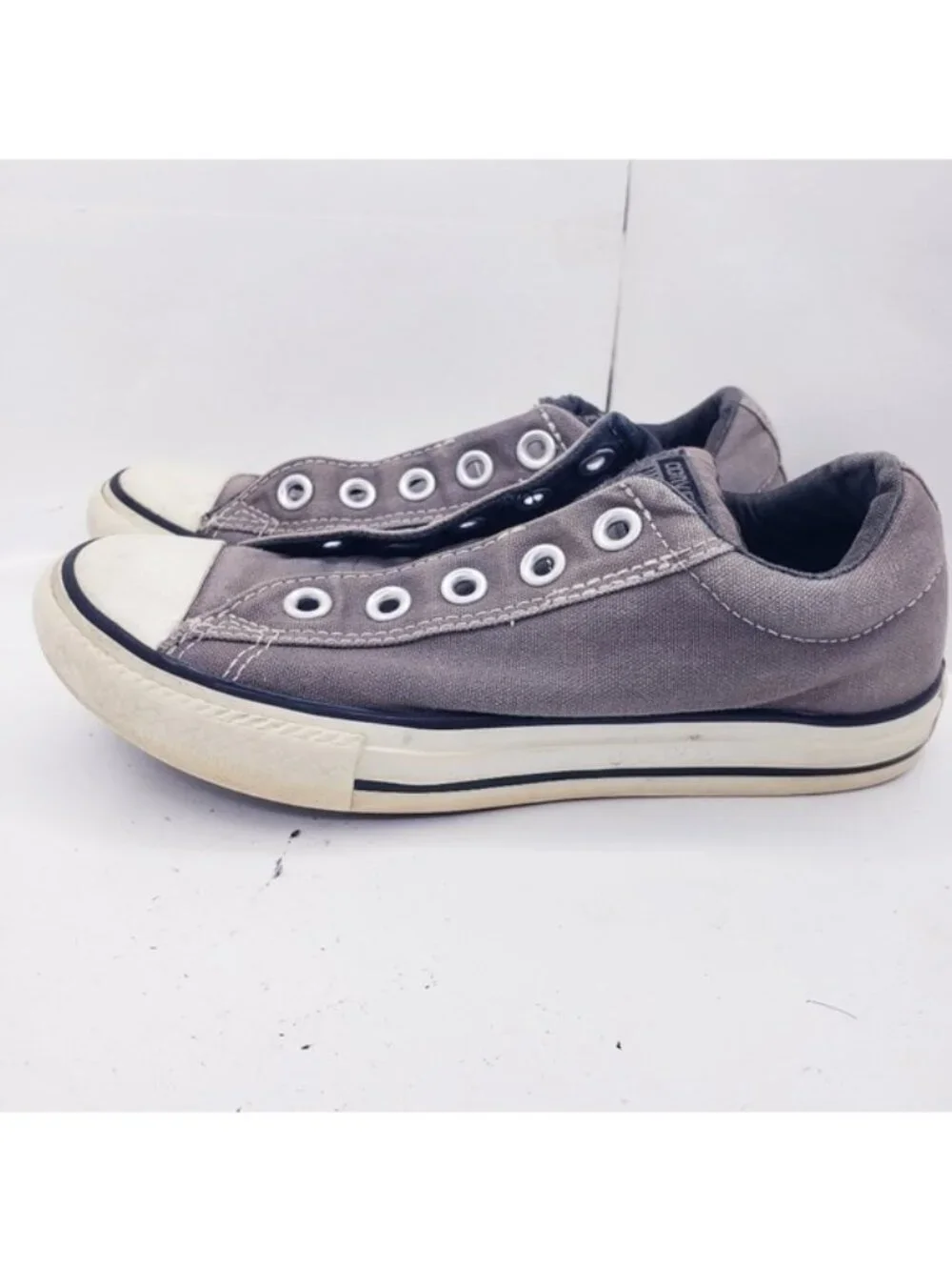Converse Gray Canvas Low Top Chucks Slip On Shoes Boys Youth Size 2